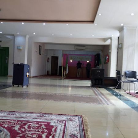 Hotel De L'Aeroport Algiers Екстериор снимка