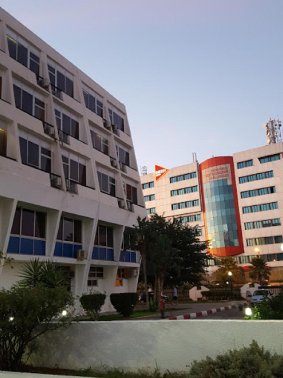Hotel De L'Aeroport Algiers Екстериор снимка