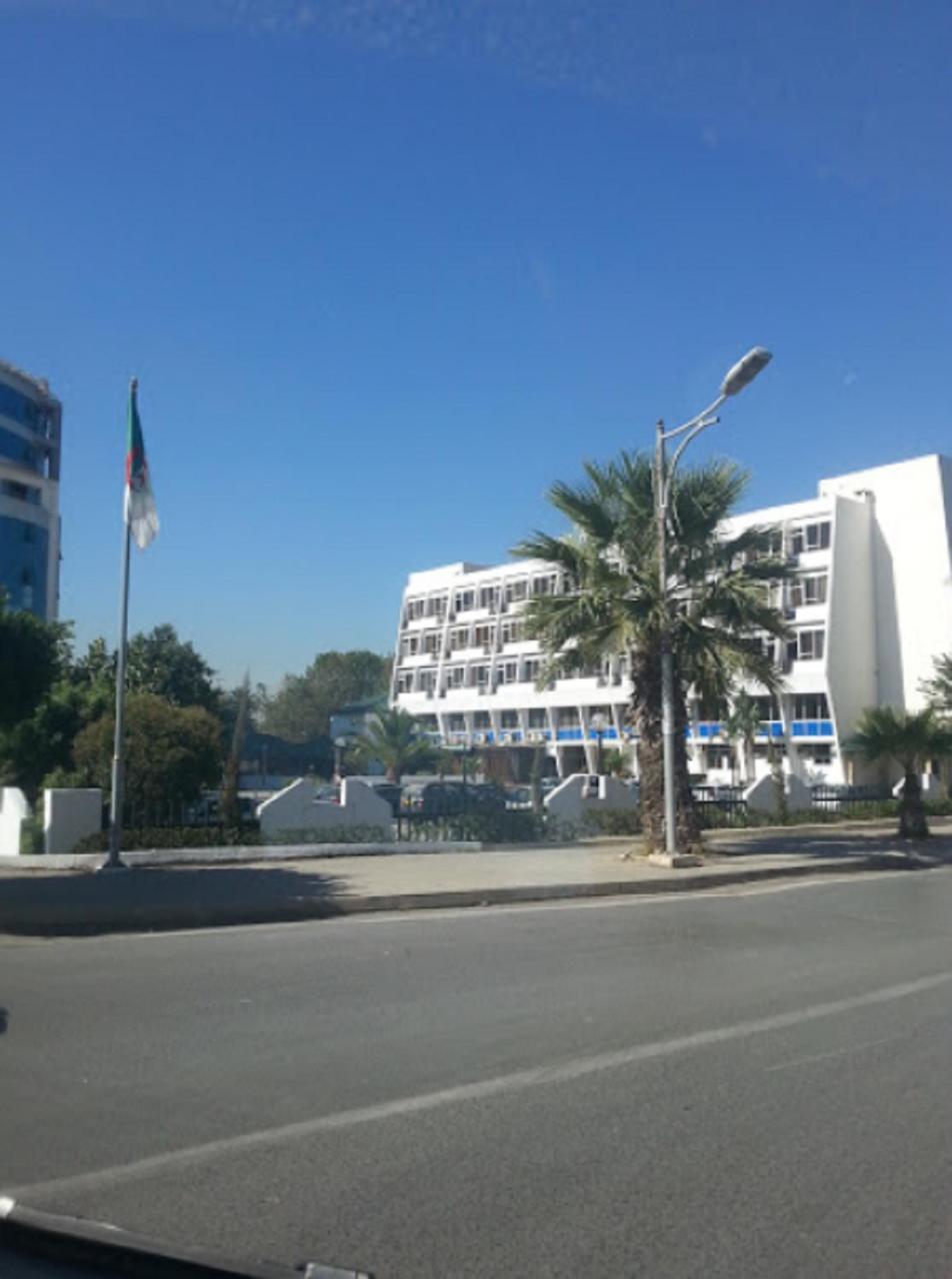 Hotel De L'Aeroport Algiers Екстериор снимка