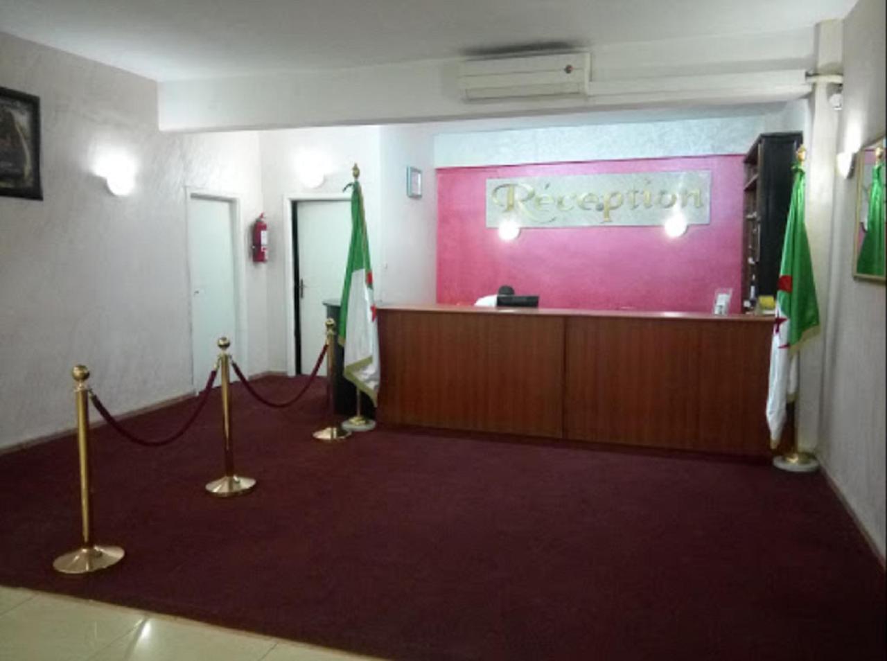 Hotel De L'Aeroport Algiers Екстериор снимка