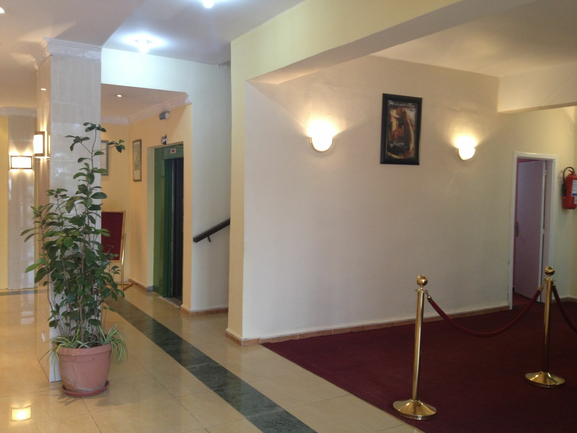 Hotel De L'Aeroport Algiers Екстериор снимка